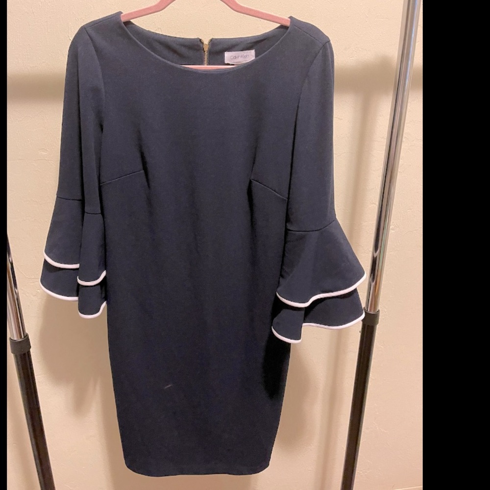 Calvin Klein navy white statement sleeve dress